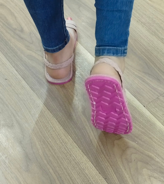 Huarache para dama rosita tejido a mano con suela rosita