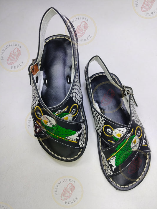 Living Roots – Boys’ Embroidered Huarache