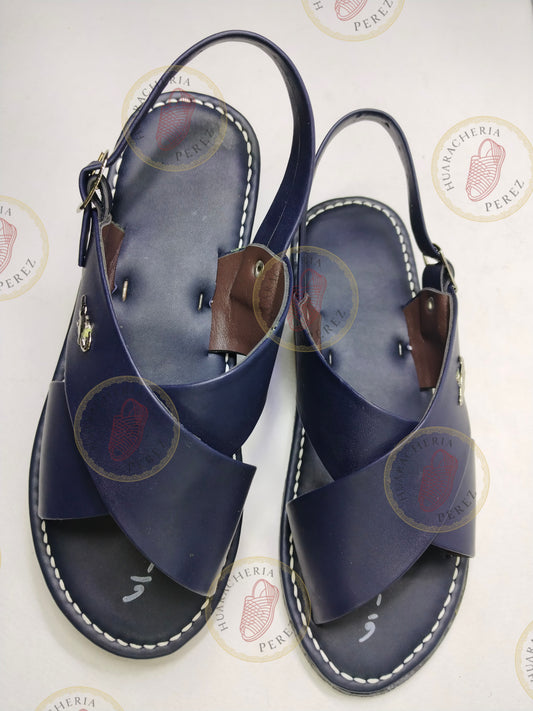 Smooth Finish Crossed-Strap Huarache – Flat Sole