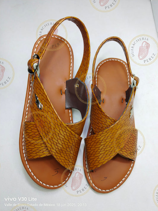 Petatillo Cross – Woven-Detail Huarache (Synthetic Leather)