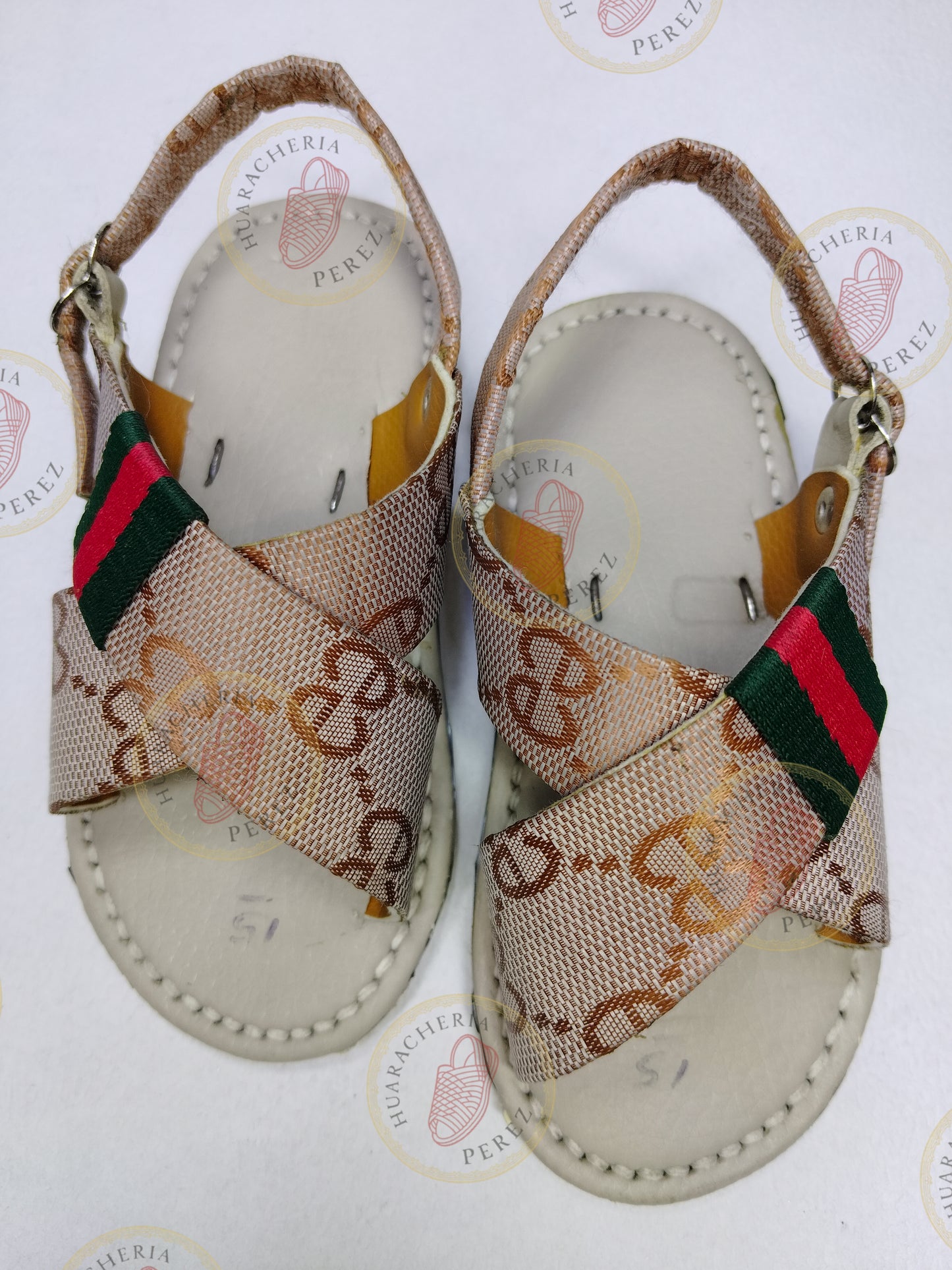 Smooth Crossed Huarache – Boys’ Everyday Comfort