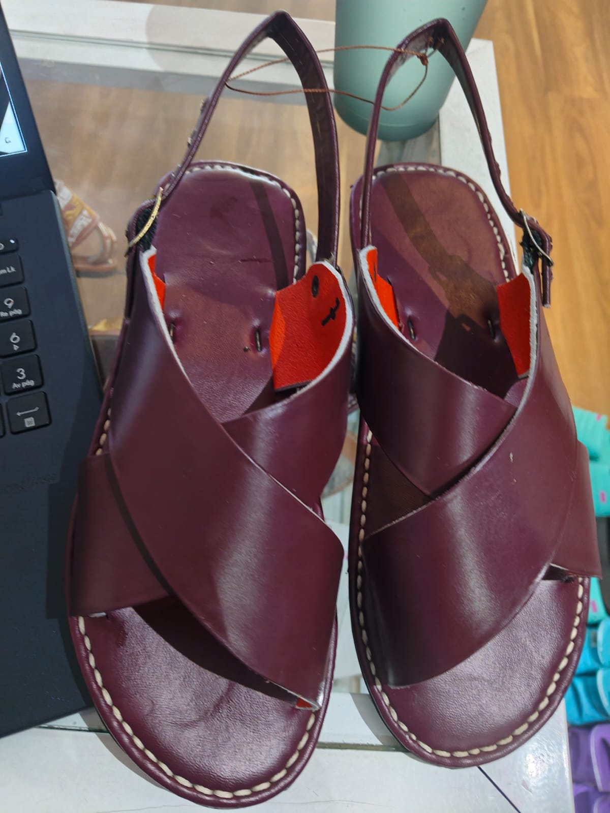 Huarache de piel artesanal – Elegancia cruzada (unisex)